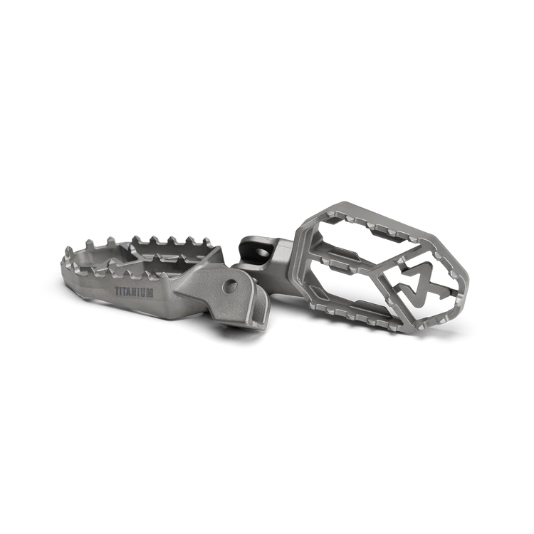 BMW R 1300 GS / ADVENTURE 2026 Adventure Footpeg Set (Titanium)